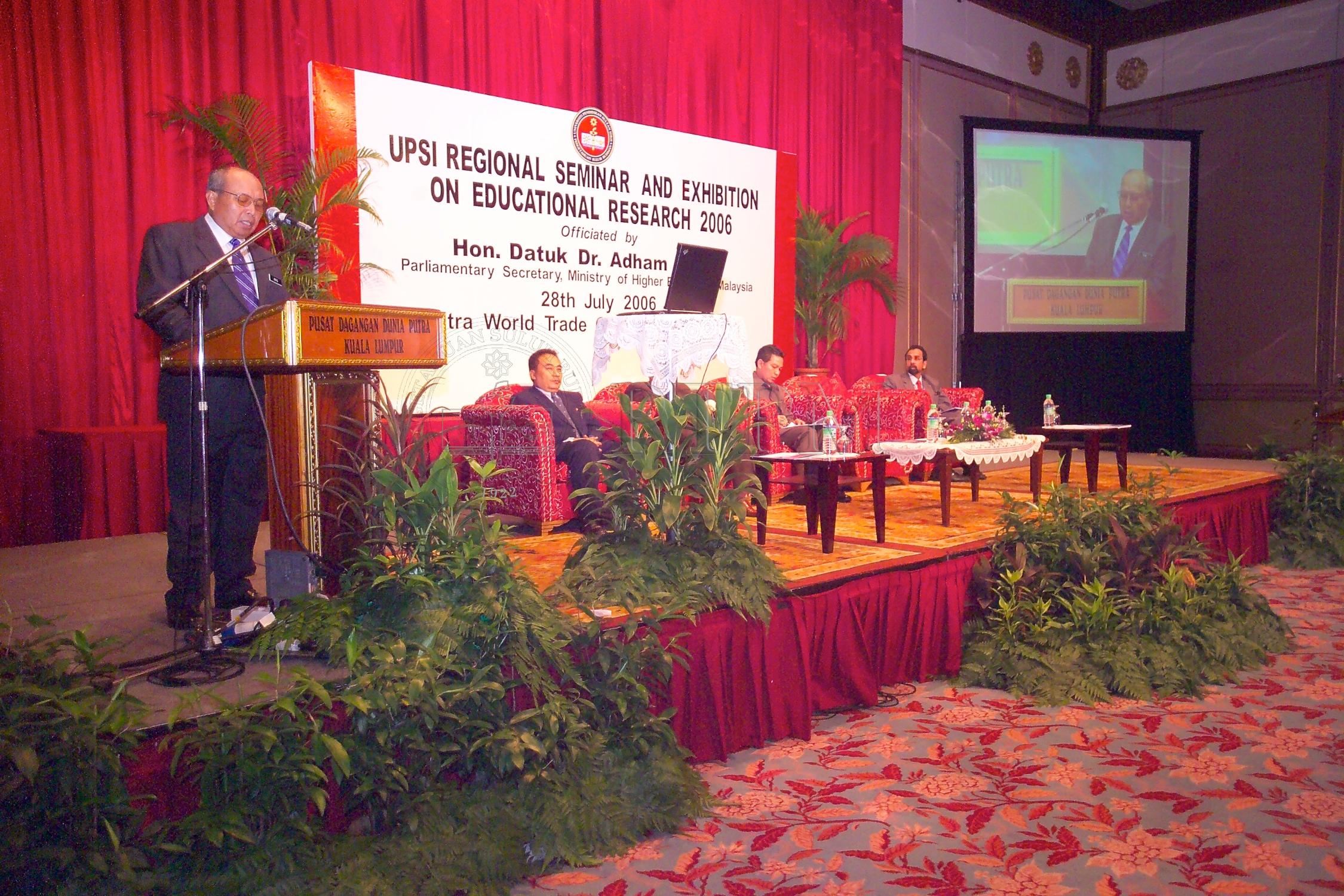 PTPM 06 23 eduresearch D9X40527